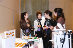 实和赋能破局增加燃放大健康峰会为加盟店注入